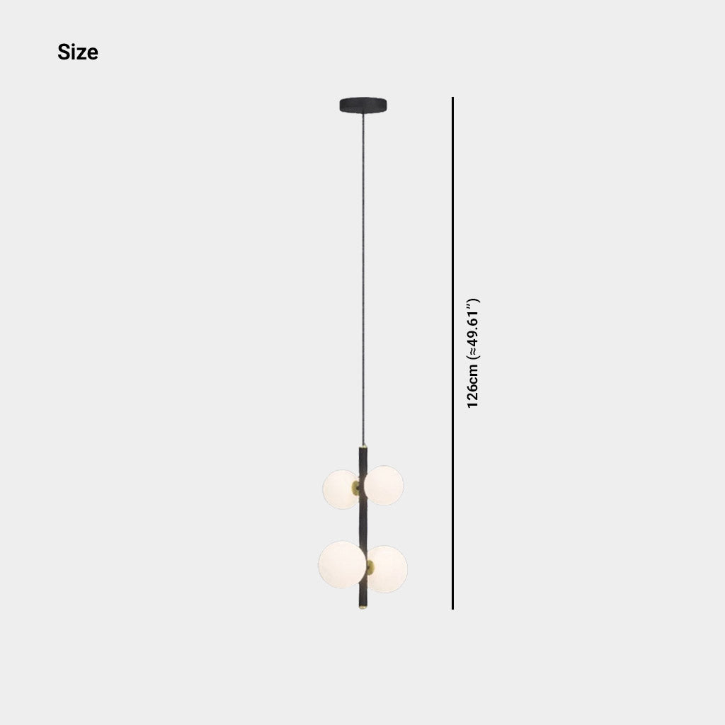 Nahaufnahme der LED-Lichtquelle und des G9-Sockels des Kronleuchters.