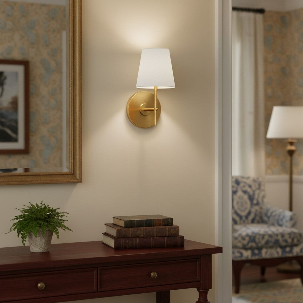Ornato Luxe Wandleuchte in einem modernen Wohnzimmer