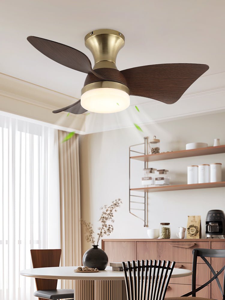 Aureon Deckenventilator mit Licht, der seinen Metallrahmen und ABS-Flügel zeigt