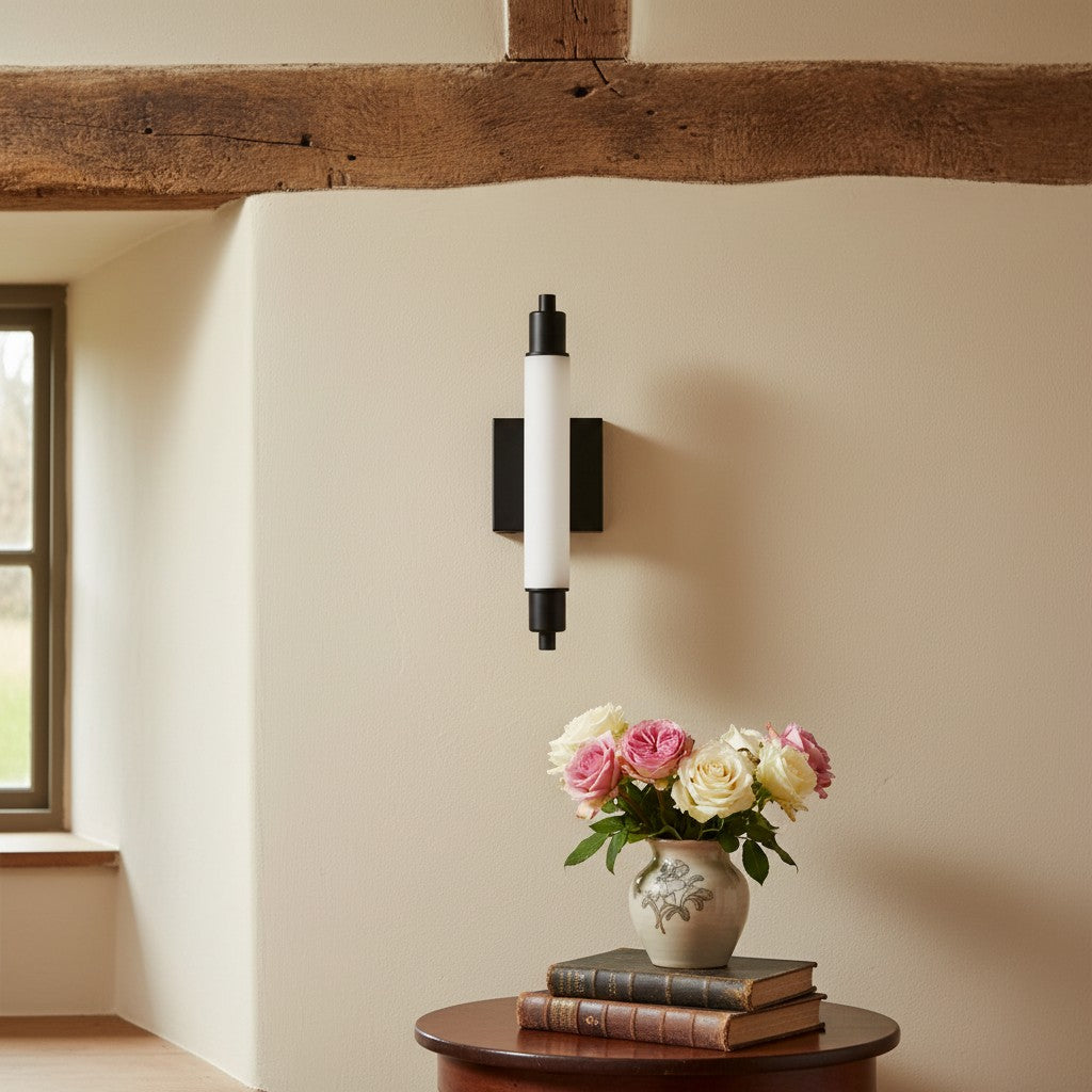 Vorderansicht der Zylinderlampe in Messing