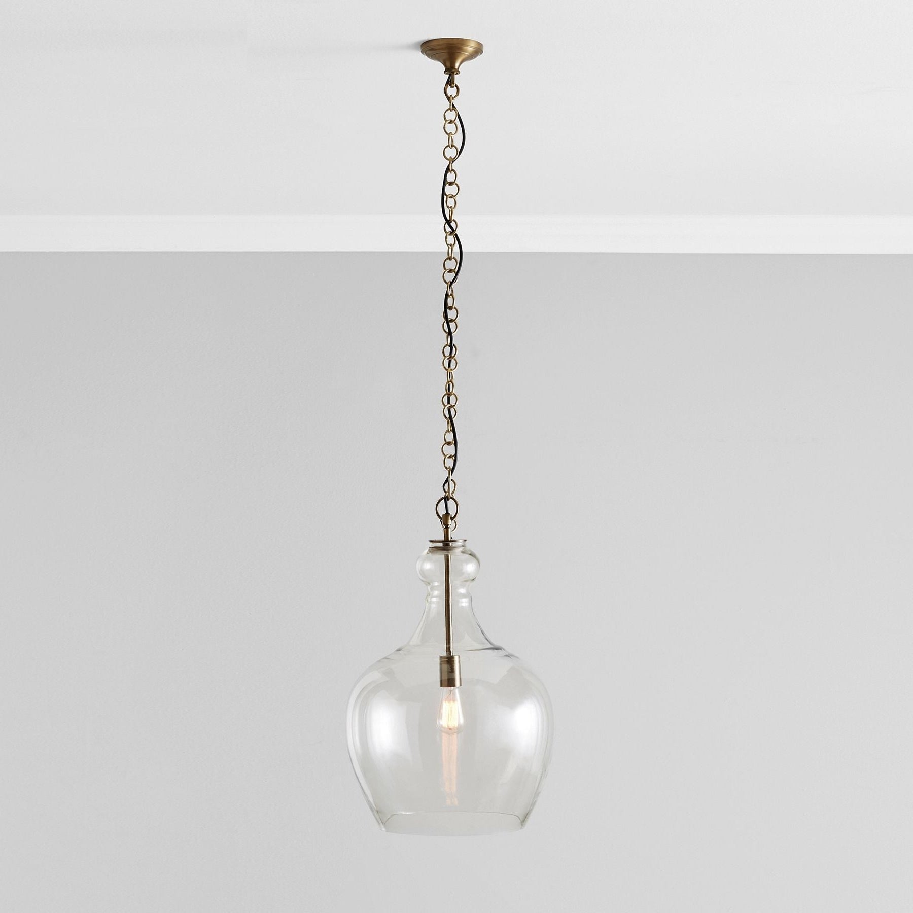 Lawson Glas-Pendelleuchte – Recyceltes und Milchglas mit Bronze-Akzent