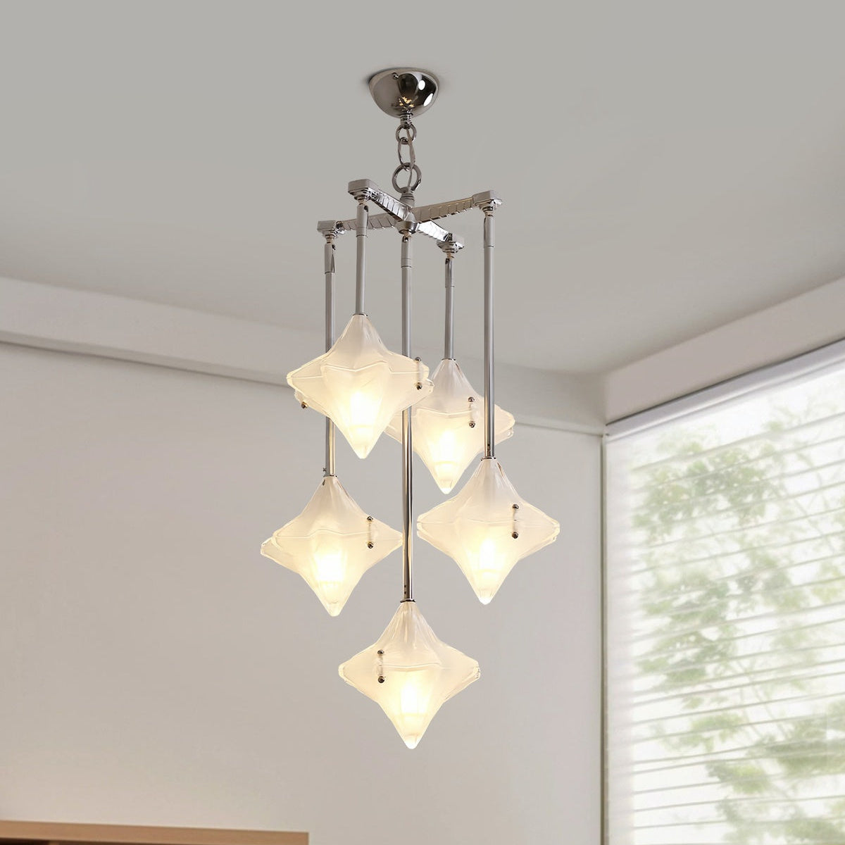 Art Deco Astris Star Kronleuchter - Milchglas-Dekoleuchte für Esszimmer
