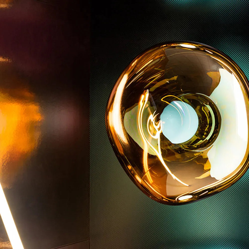Valentina Moderne Kunstvolle Wandlampe aus Bernsteinfarbenem Glas Luxusbeleuchtung