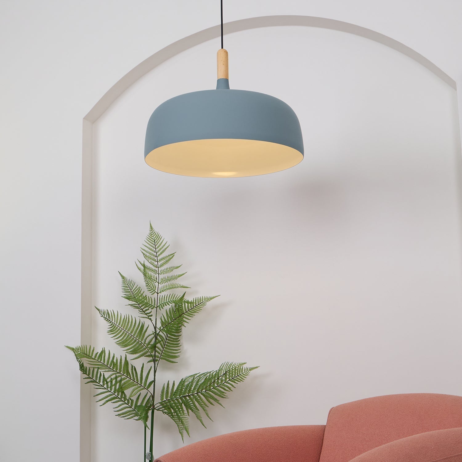 Lustra Pendelleuchte Weiß Schirm Holz-Letslighting