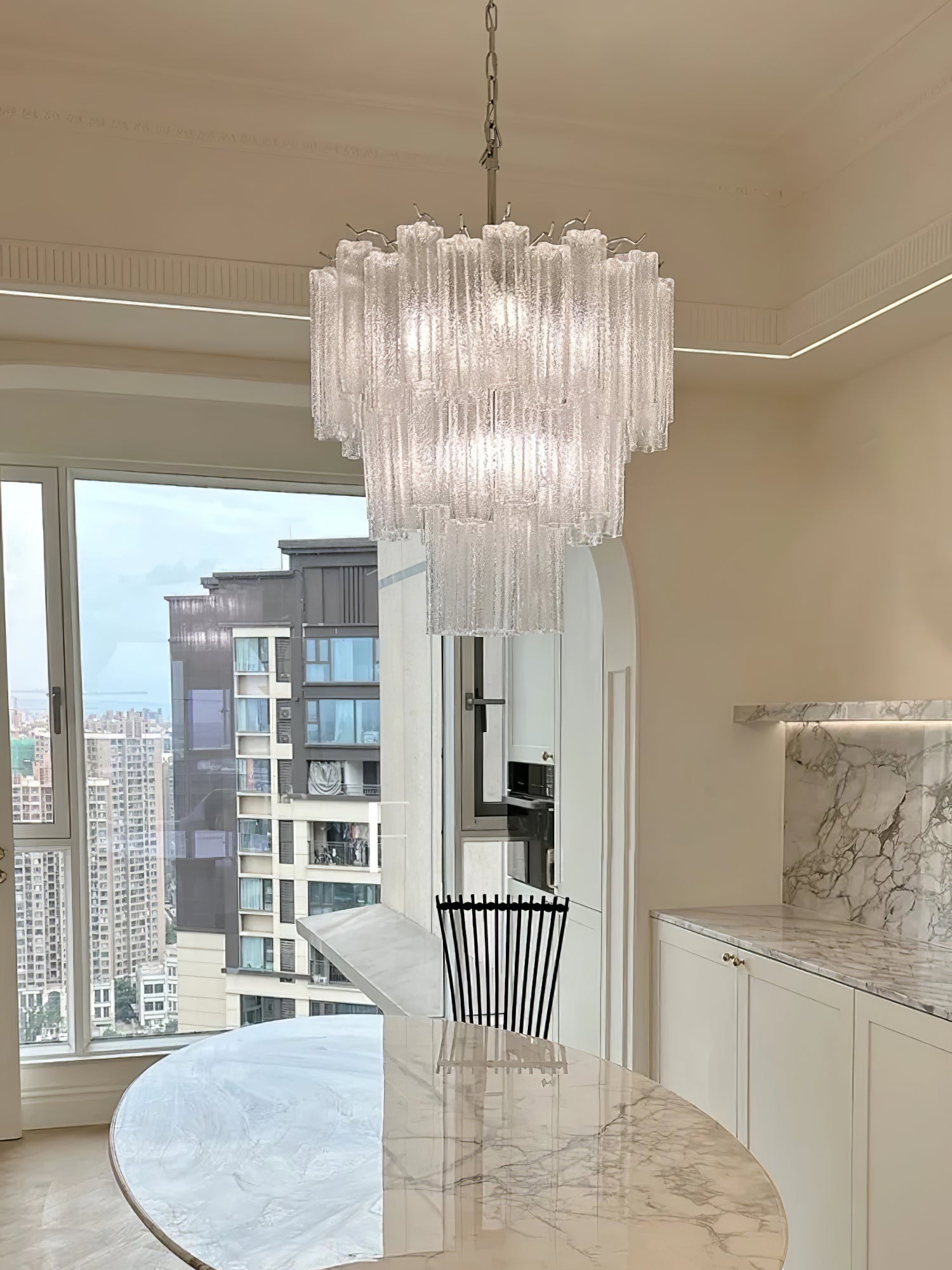 Aurora Chandelier White Layered Tube - Blowlighting