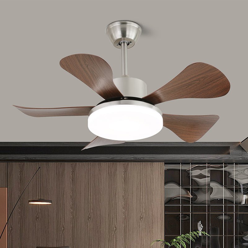 Moderne Aurefan Deckenventilatorleuchte, Seitenansicht, zeigt Holzflügel
