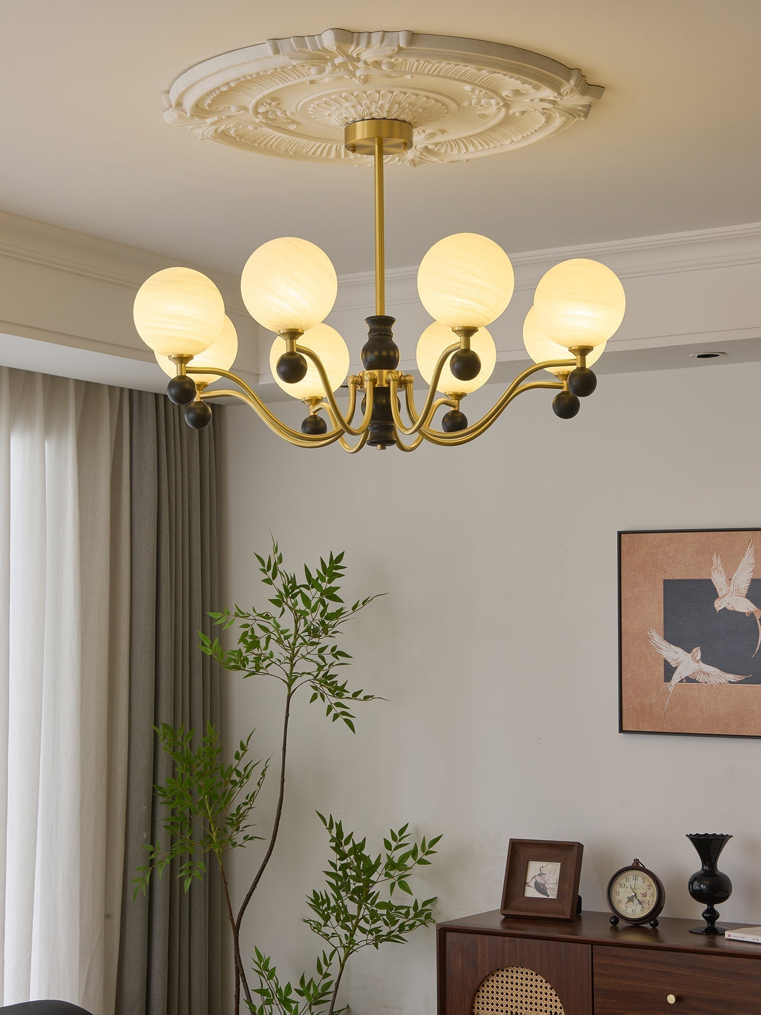 Ershaan Eleganter Vintage-Kronleuchter aus Messing und Holz-Letslighting