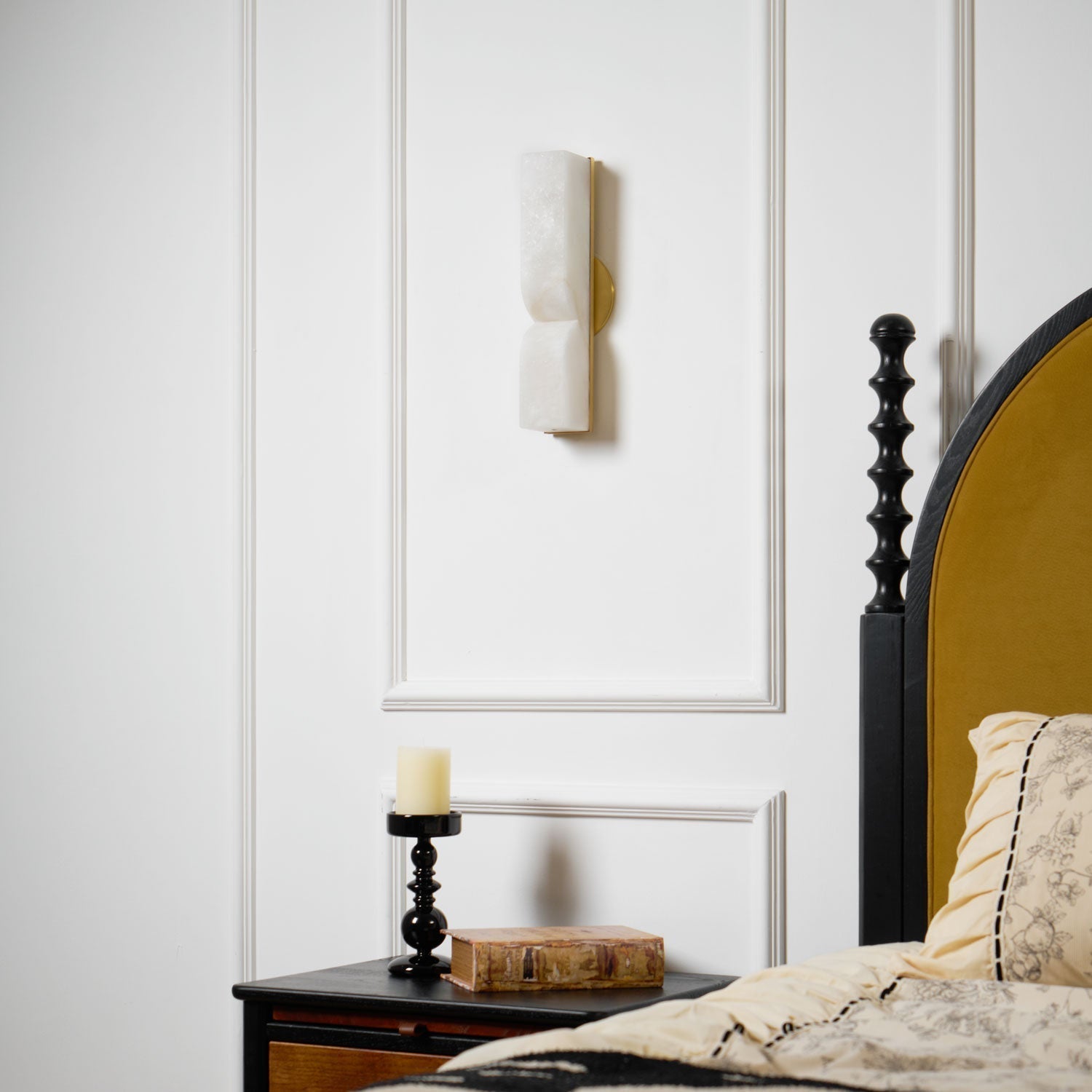 Lunaris Alabaster Rectangular Wall Lamp - Neutralighting