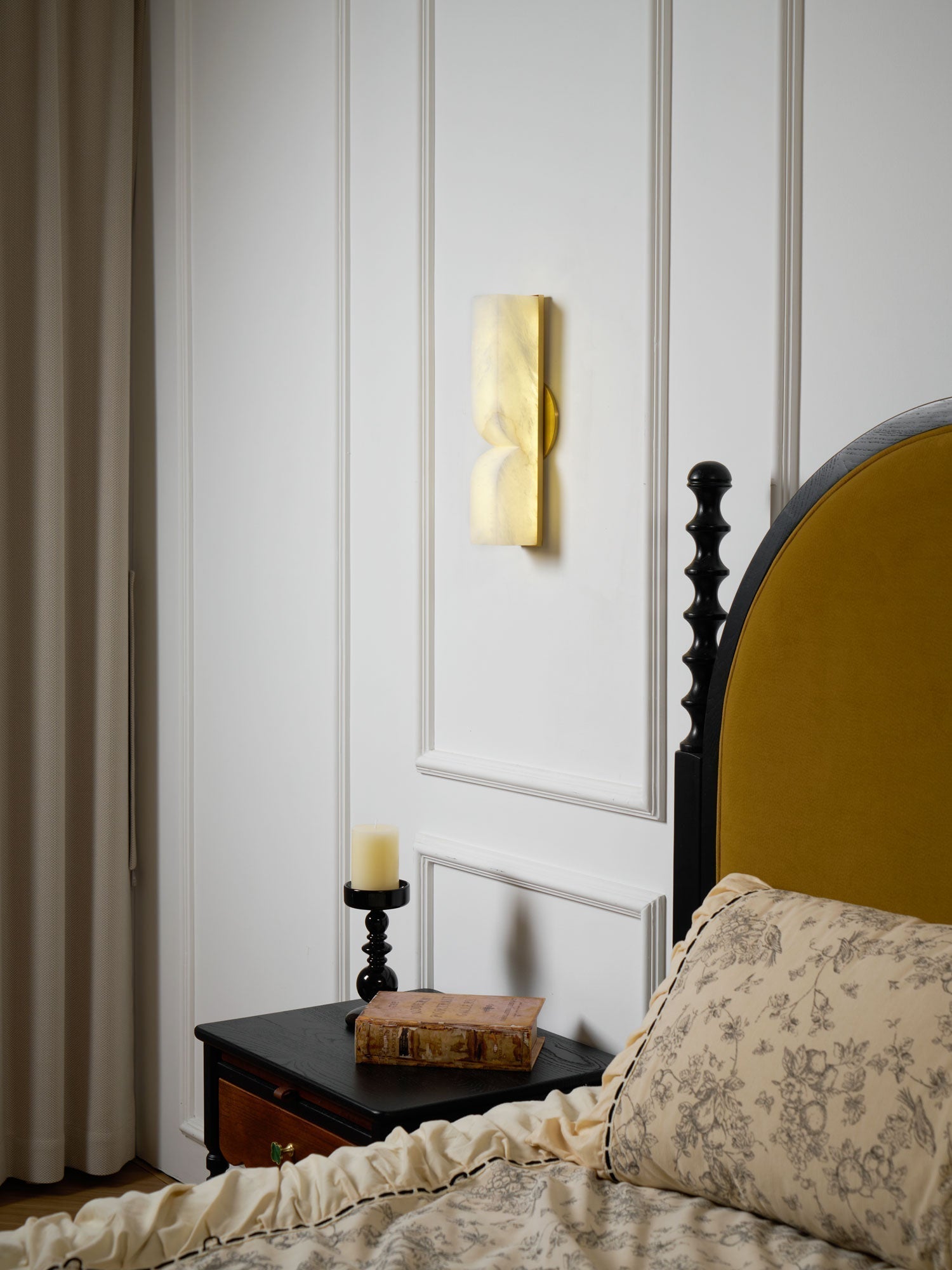 Lunaris Alabaster Rectangular Wall Lamp - Neutralighting