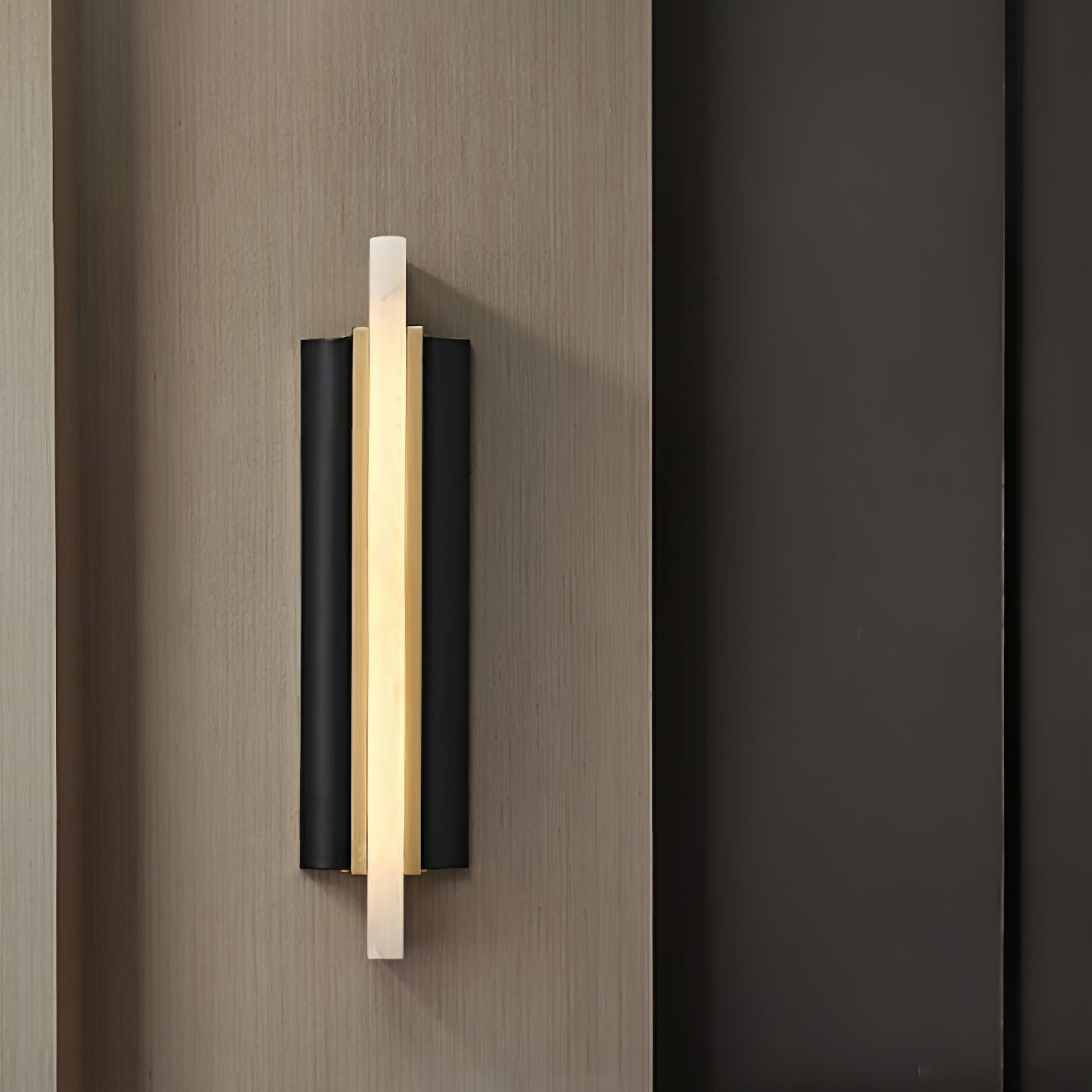 Aurelian Vintage Alabaster Wall Light - Neutralighting