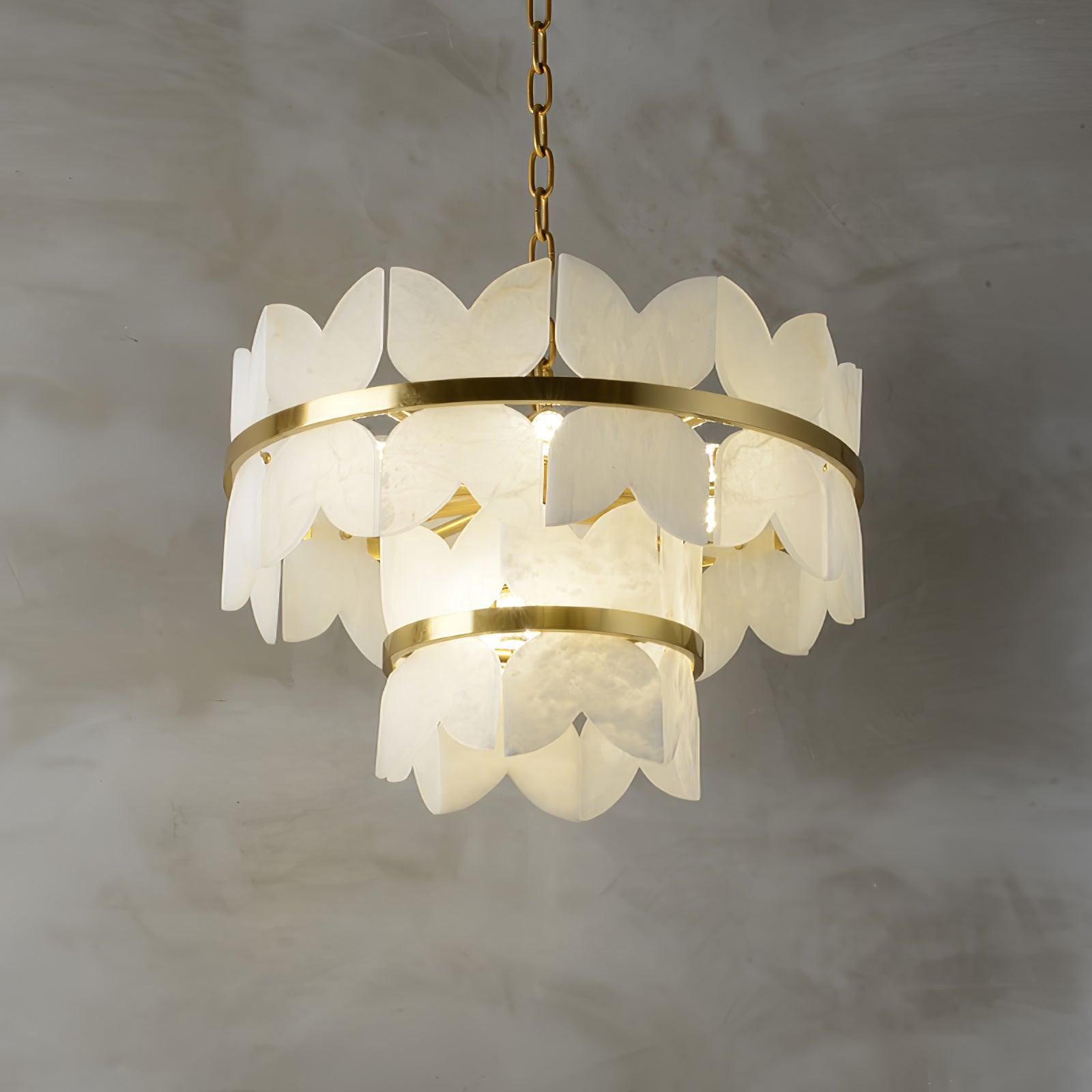 Seraphina Vintage Alabaster Chandelier - Neutralighting