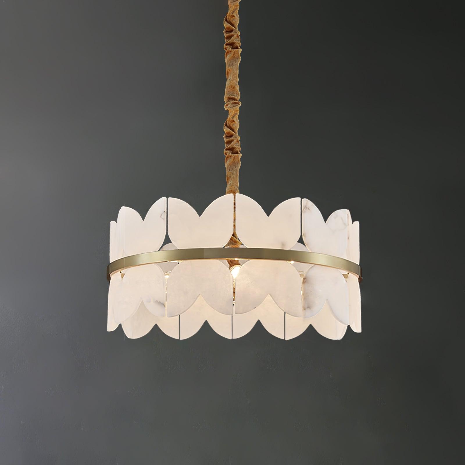 Seraphina Vintage Alabaster Chandelier - Neutralighting