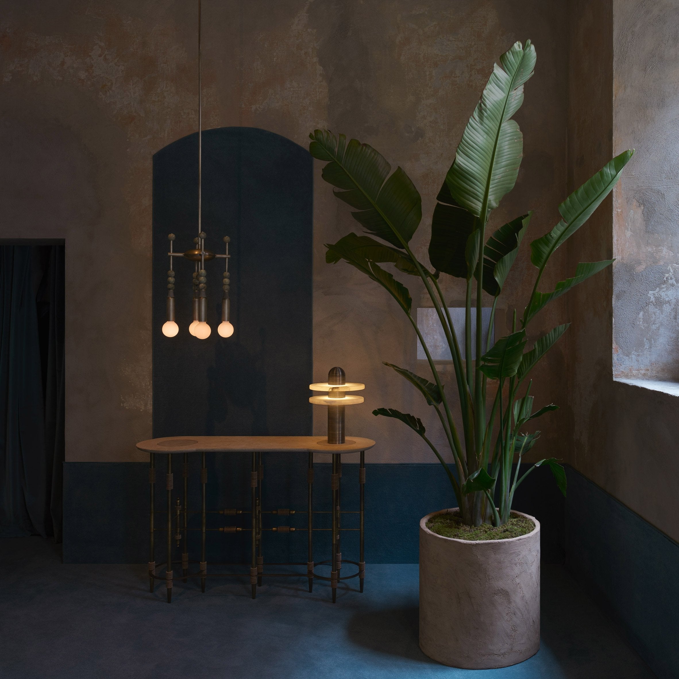 Alabaster Comet Table Lamp - Letslighting