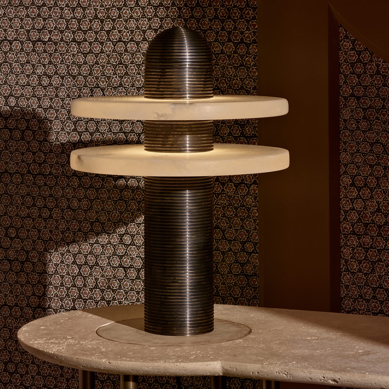 Alabaster Comet Table Lamp - Letslighting