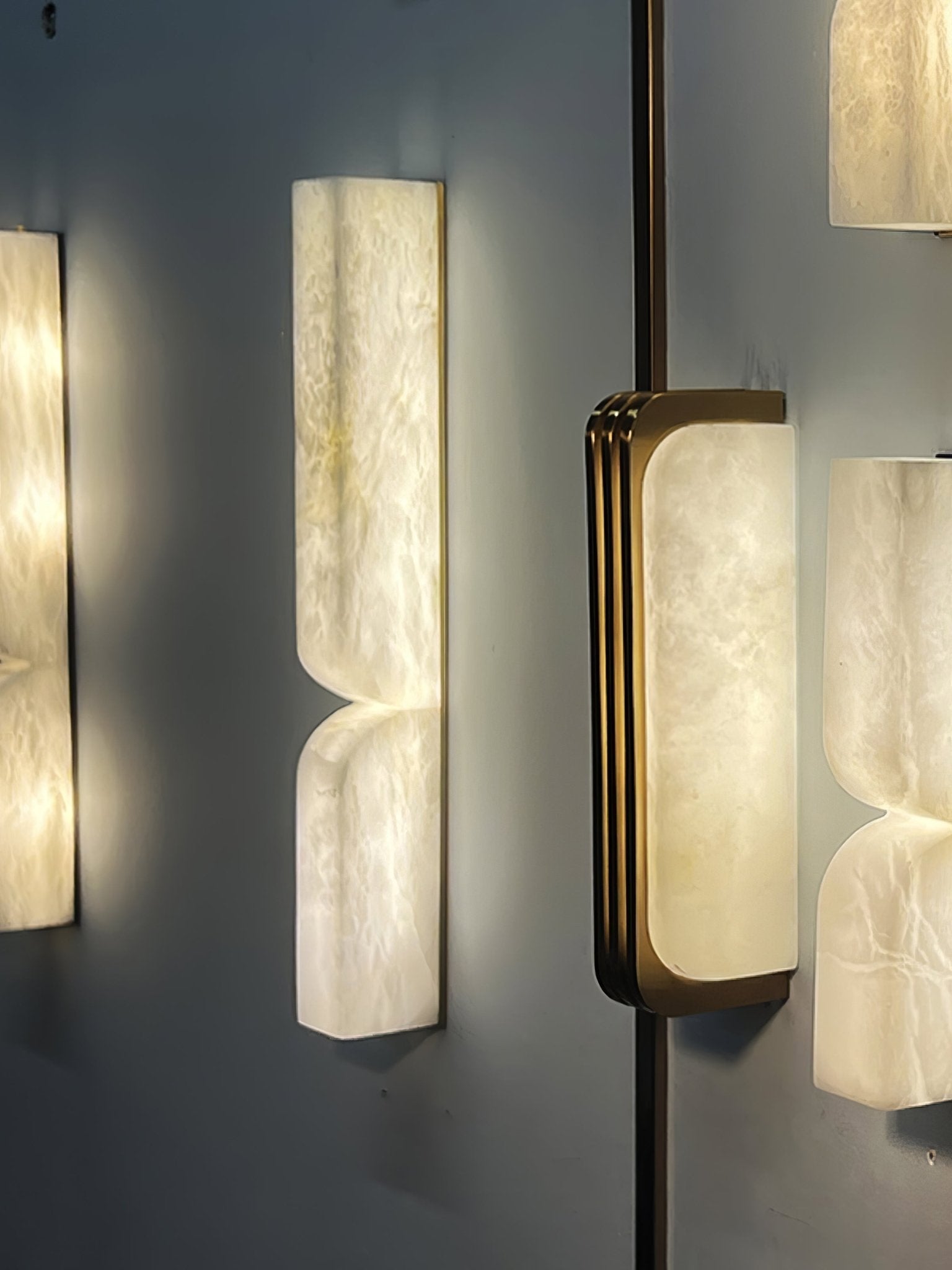 Lunaris Alabaster Rectangular Wall Lamp - Neutralighting