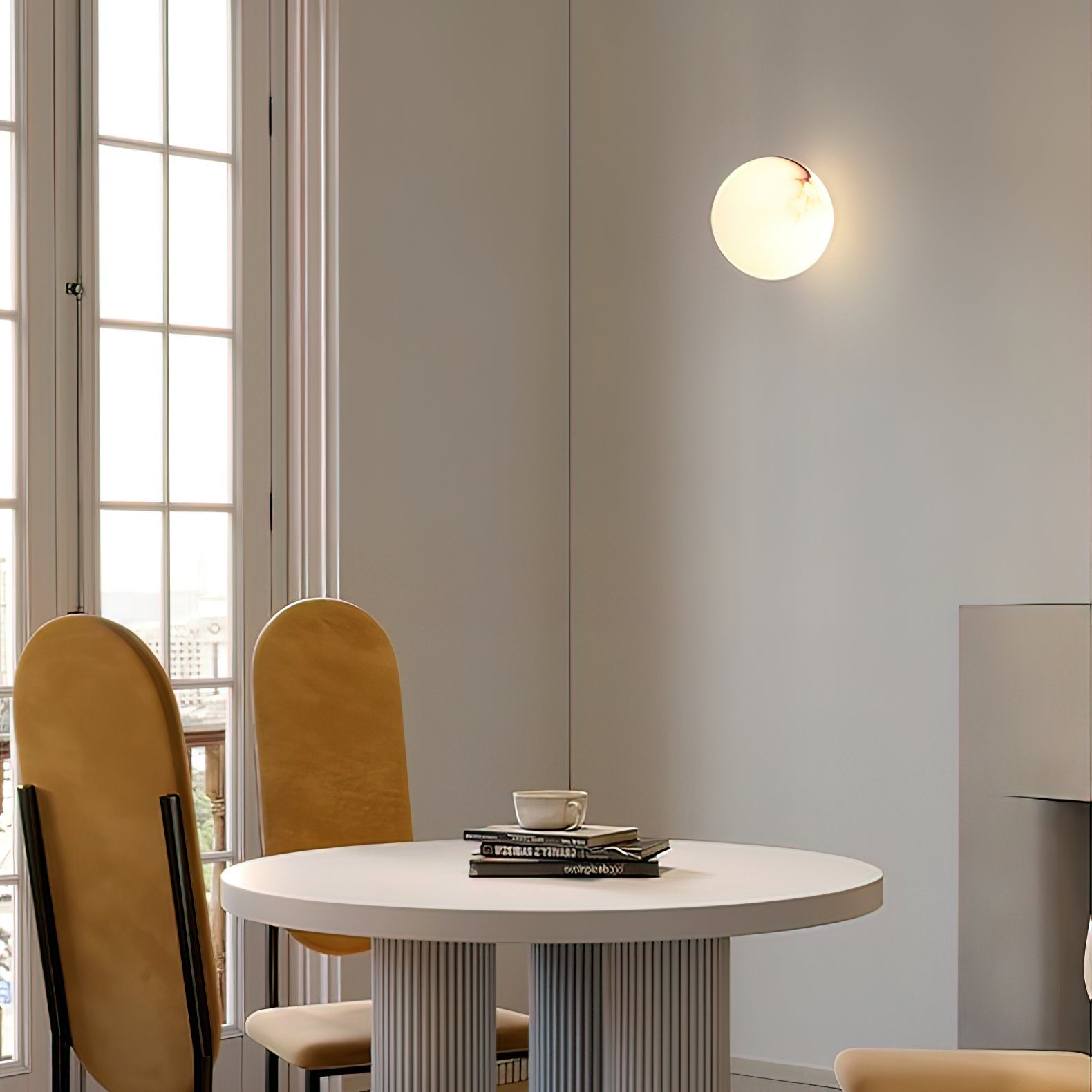 Vevinir Alabaster Globe Wall Light - Neutralighting