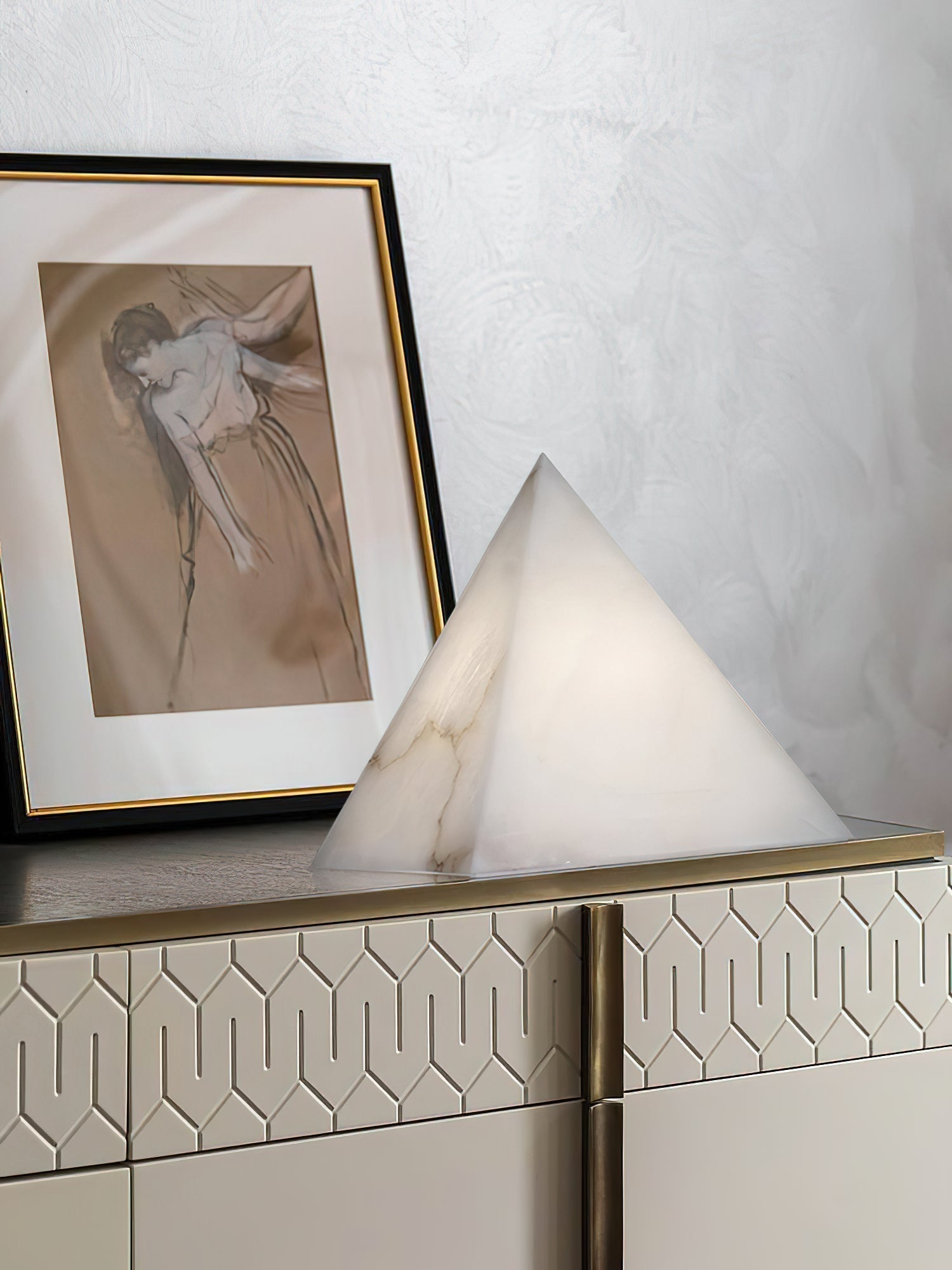 Alabaster Pyramid Table Lamp - Letslighting