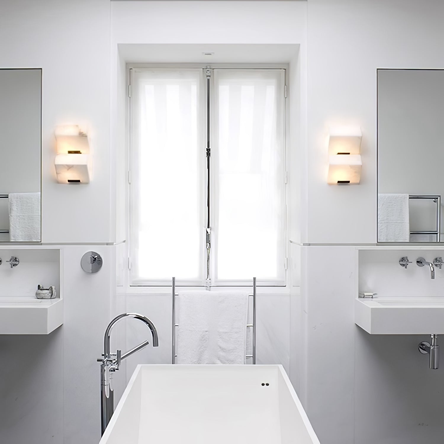 Vimiryra Alabaster Wall Light - Neutralighting