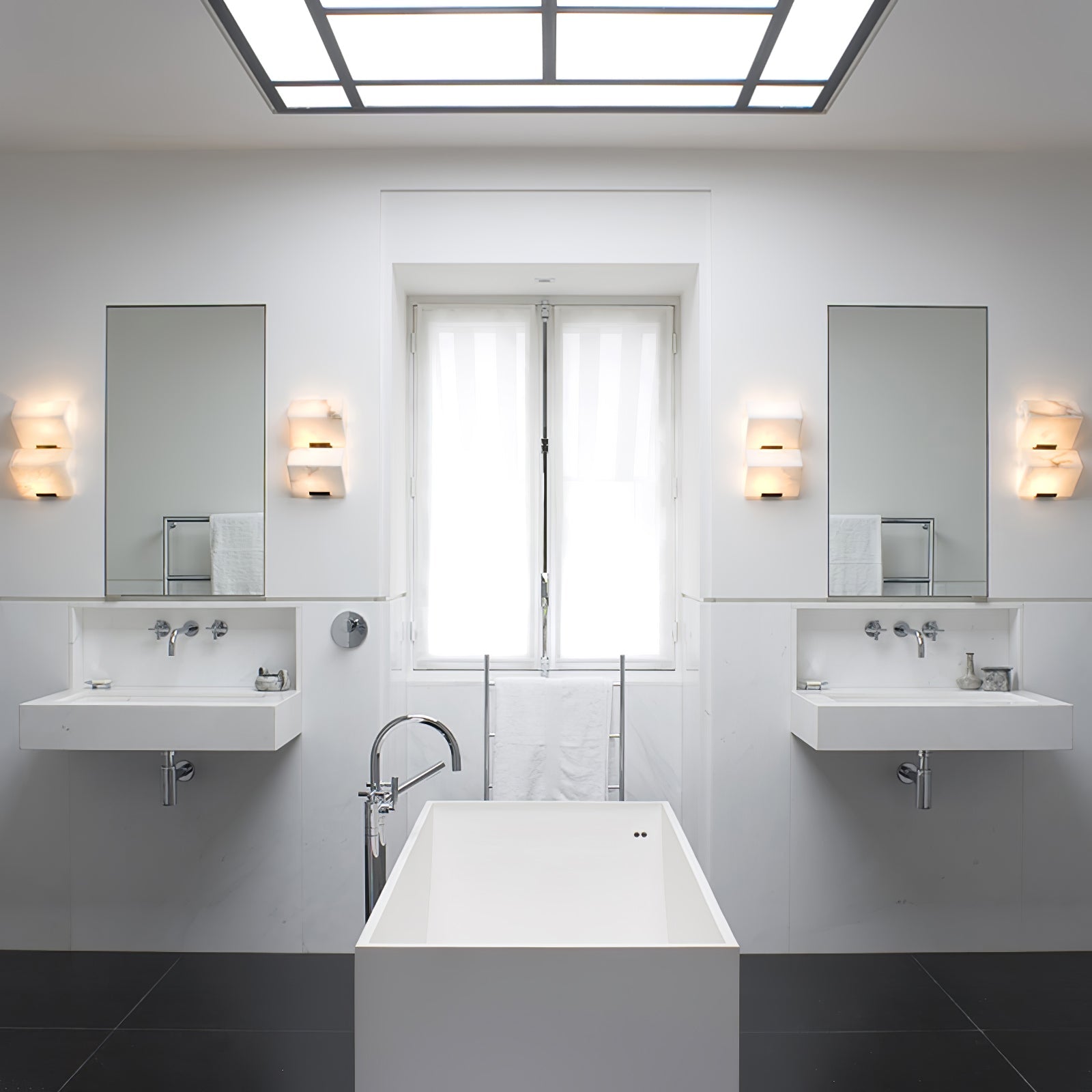 Vimiryra Alabaster Wall Light - Neutralighting