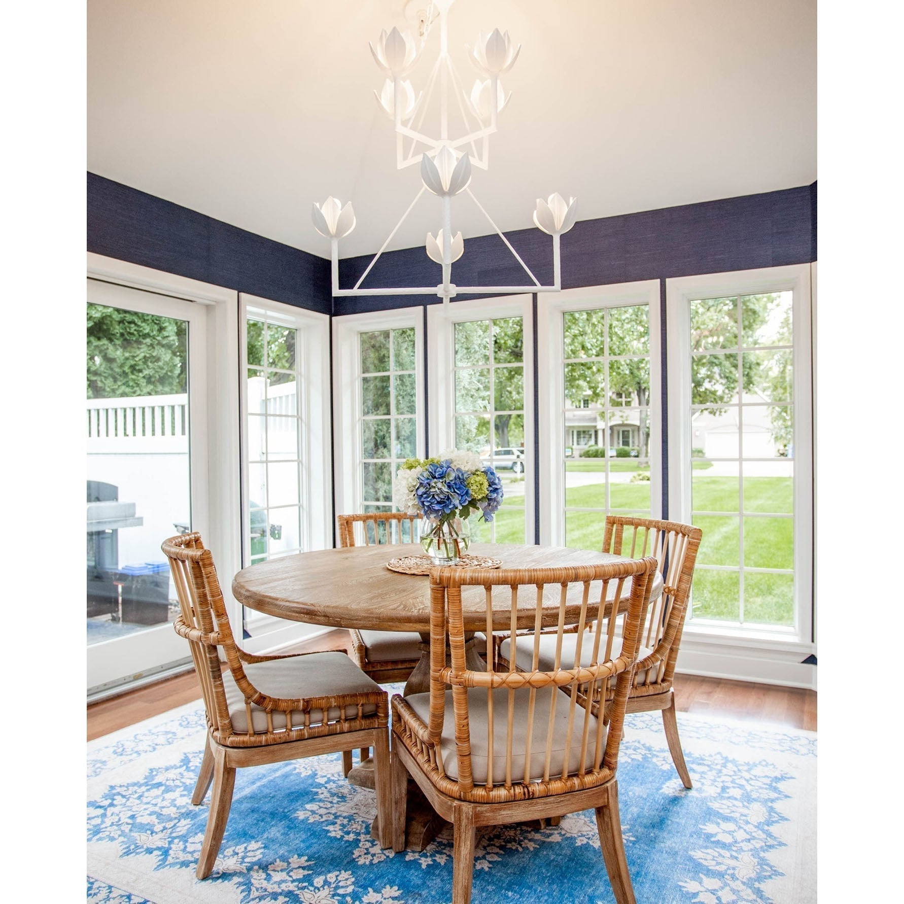 Alberto Modern Minimalist Floral Brass Chandelier - Letslighting