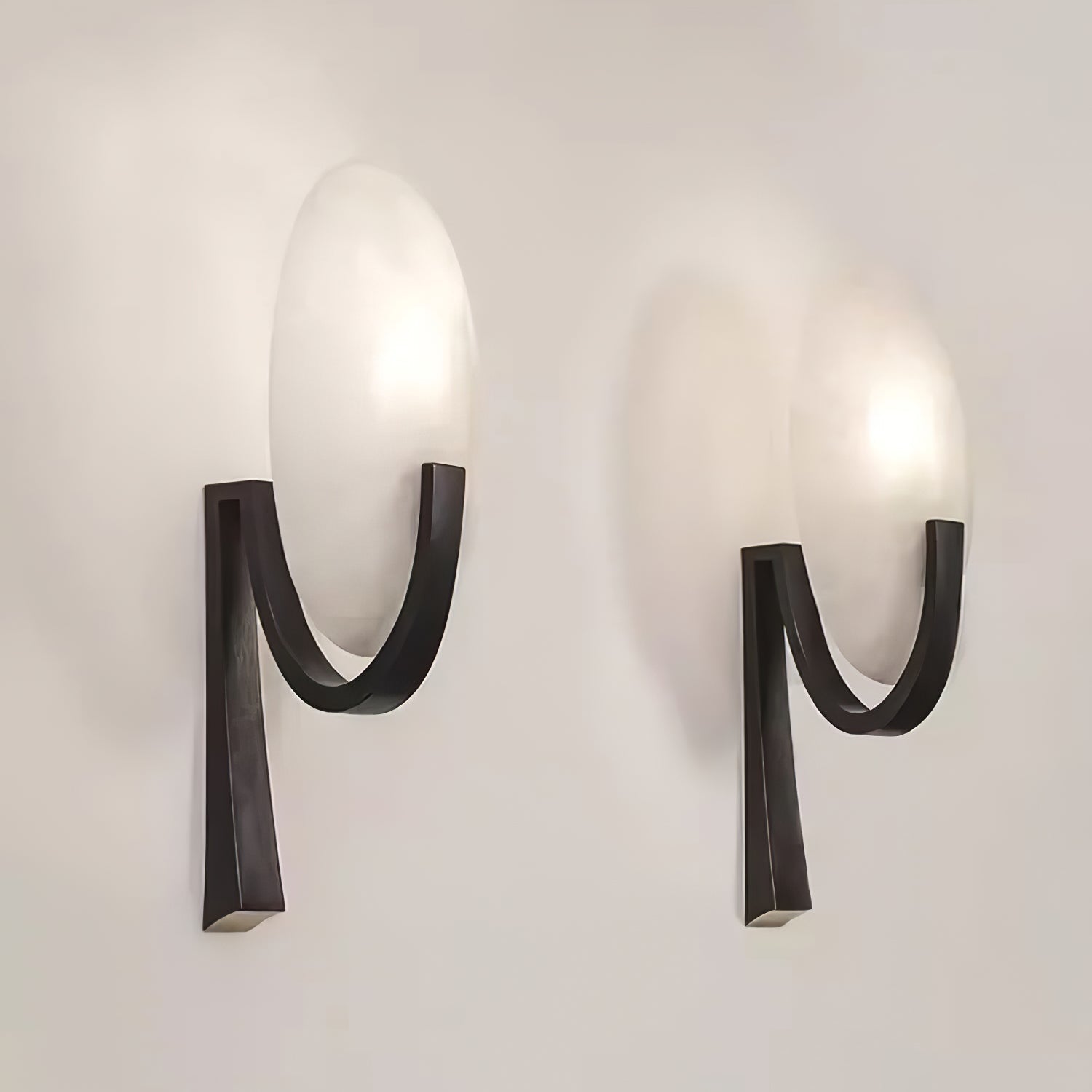 Selene Modern Alabaster Wall Lamp - Neutralighting