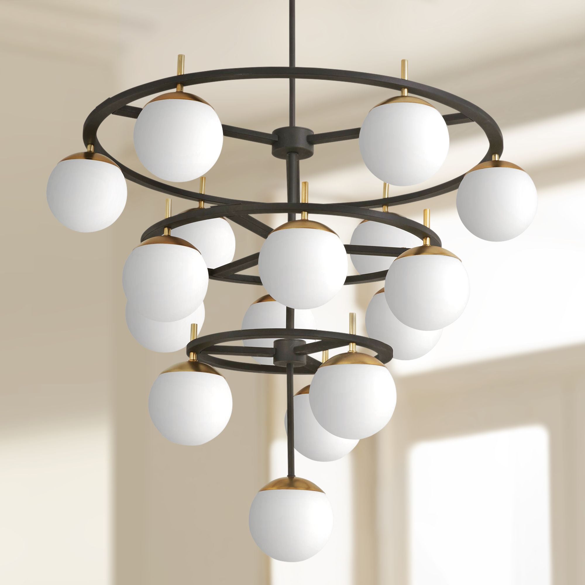 Ornuvyn Moderner Glas-Kronleuchter-Letslighting