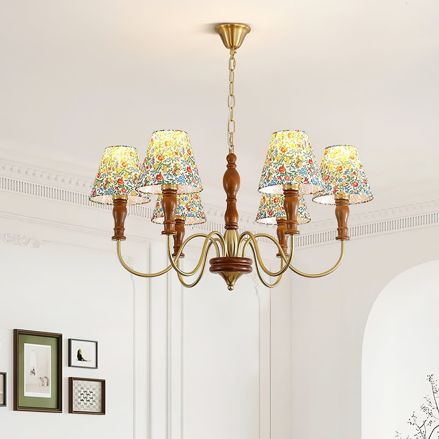 Florinda Floraler Stoffschirm-Kronleuchter mit Holzarmen-Letslighting