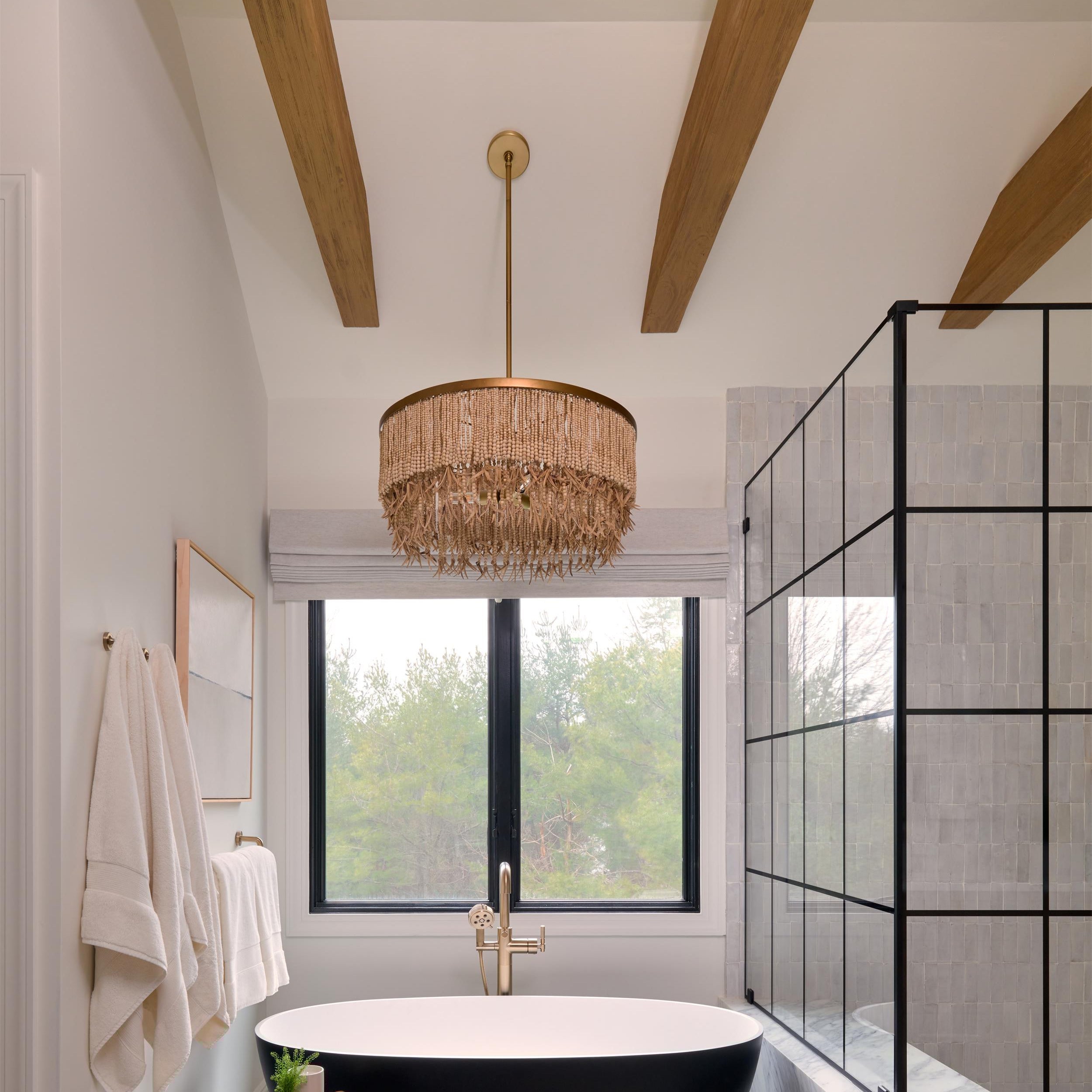 Odette Kronleuchter aus Holz und Kokosnussperlen-Letslighting