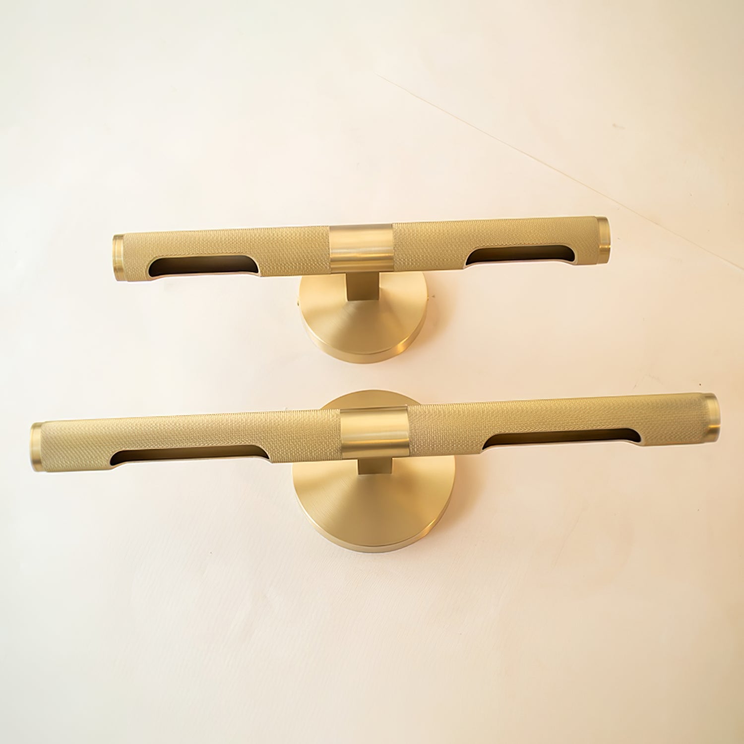 Solvain Moderne Messing LED Wandleuchte-Letslighting