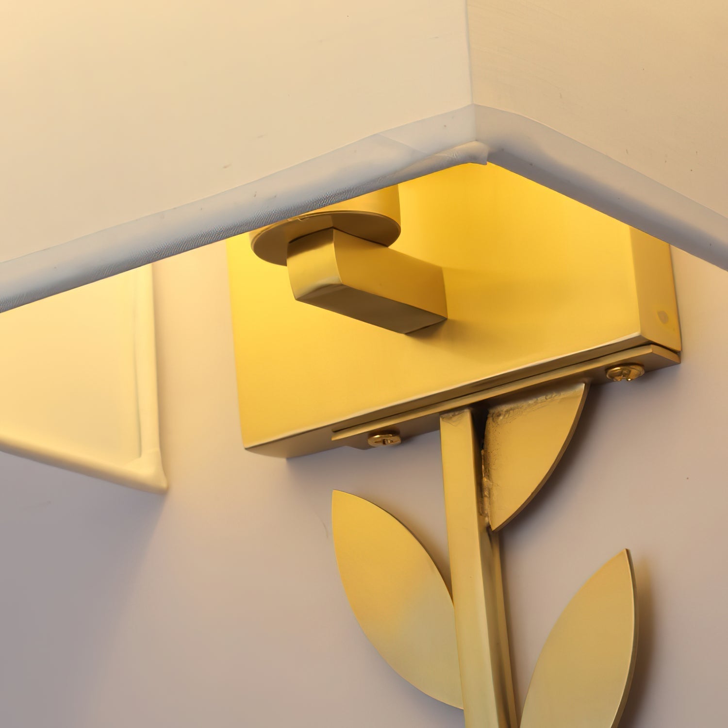 Plotuvyo Grove Messing Stoff Wandleuchte-Letslighting
