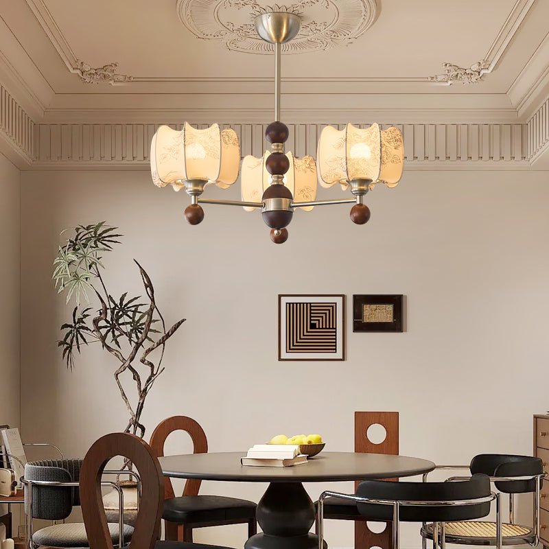 Ephaos Eleganter Vintage-Kronleuchter aus Floralem Holz-Letslighting
