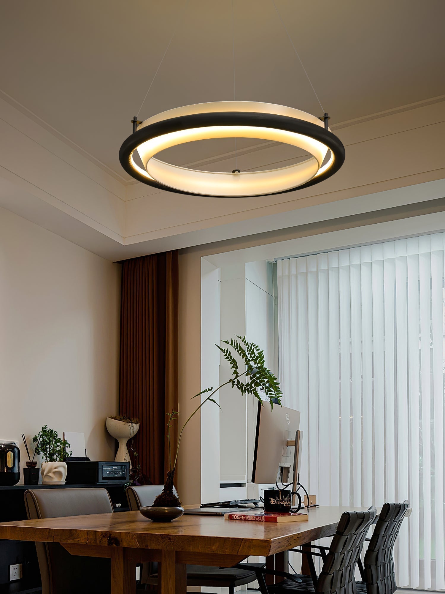 Olvelila Kreisförmige Pendelleuchte aus Holz-Letslighting