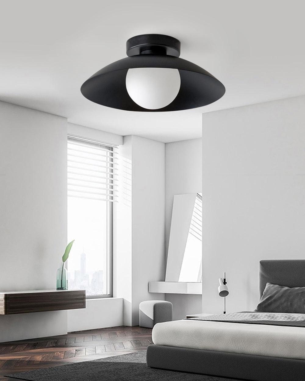 Xavier Minimalistische Deckenleuchte aus Metall und Glas-Letslighting