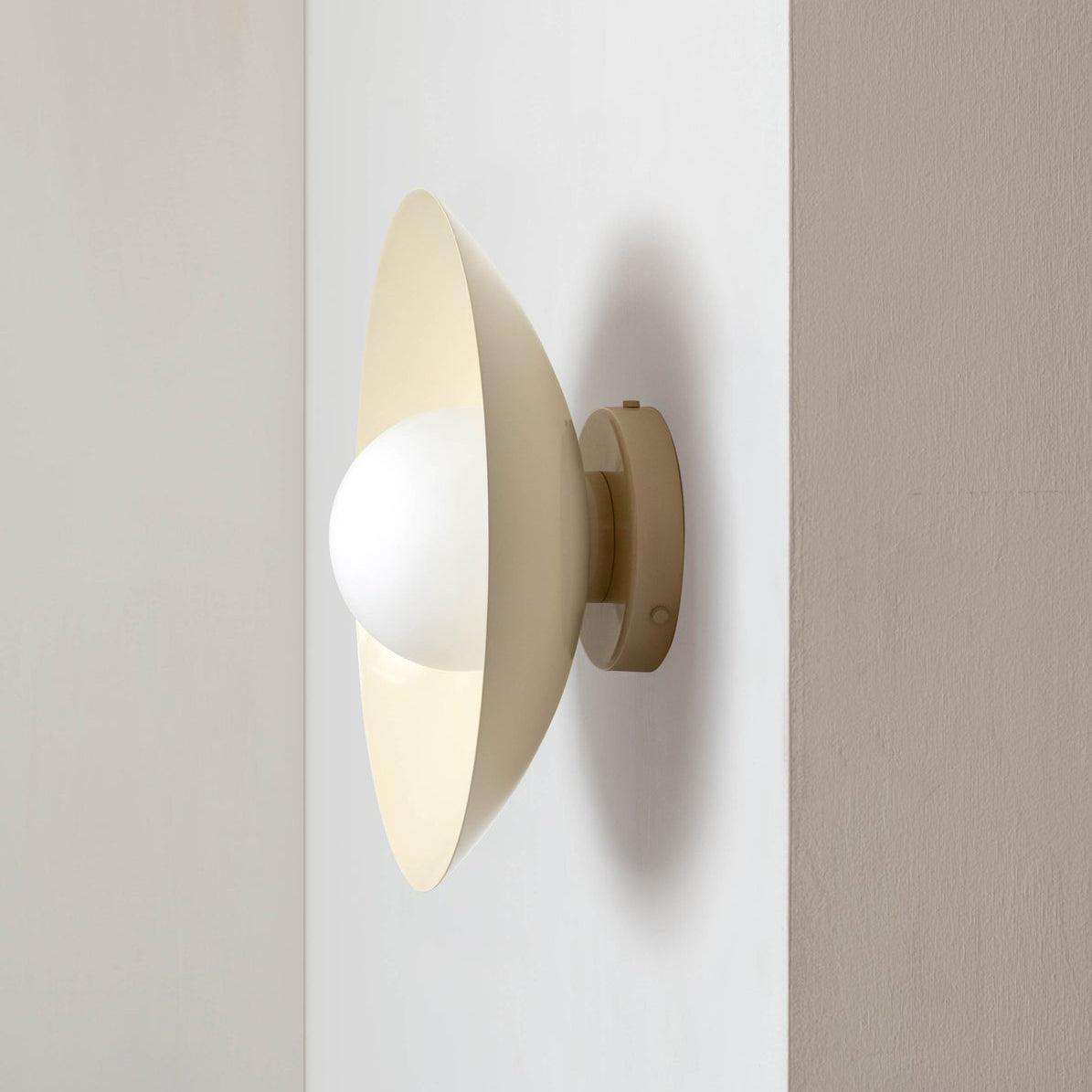 Xavier Minimalistische Deckenleuchte aus Metall und Glas-Letslighting