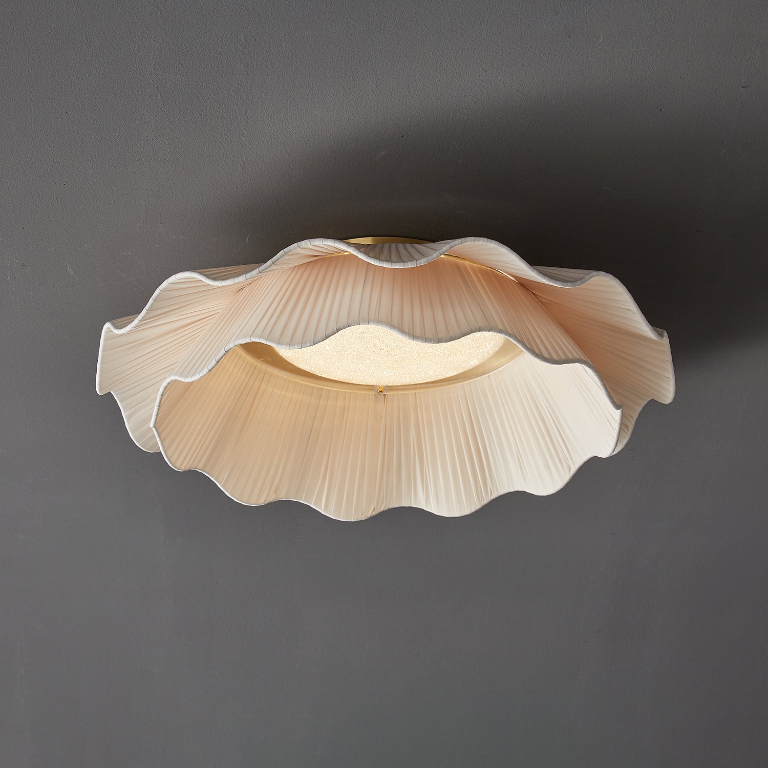 Arwen Fabric Wave Ceiling Lamp - Blowlighting