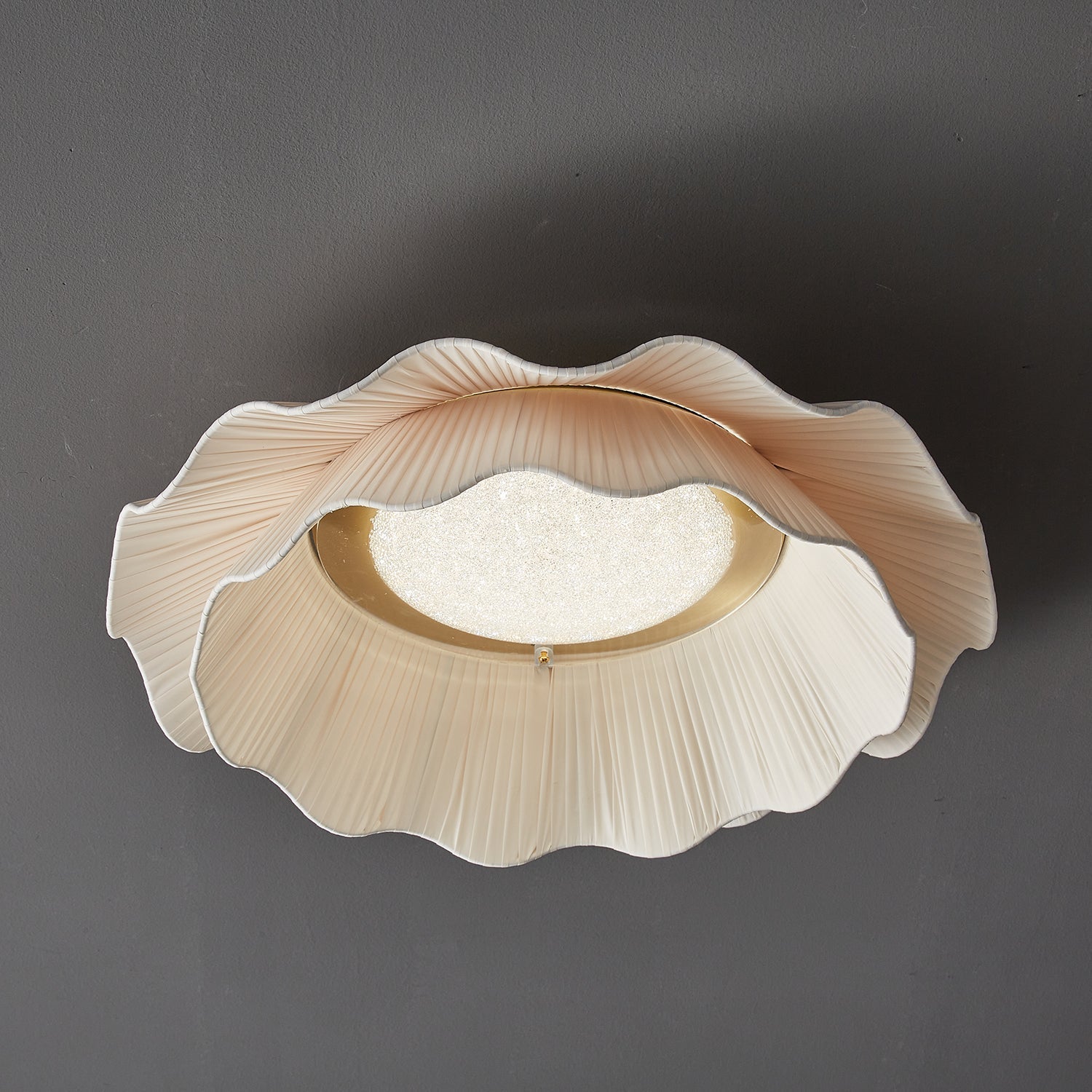 Arwen Fabric Wave Ceiling Lamp - Blowlighting
