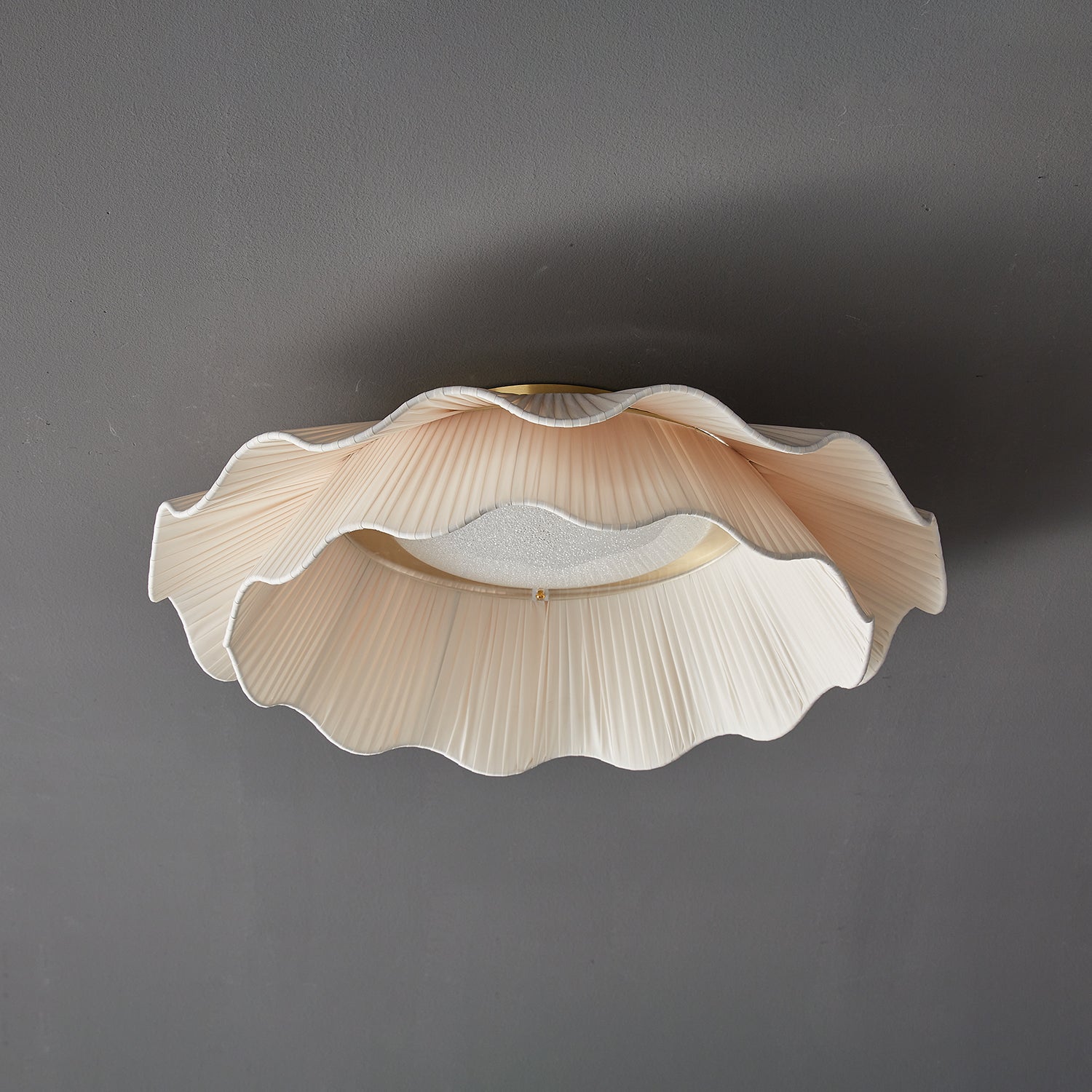 Arwen Fabric Wave Ceiling Lamp - Blowlighting