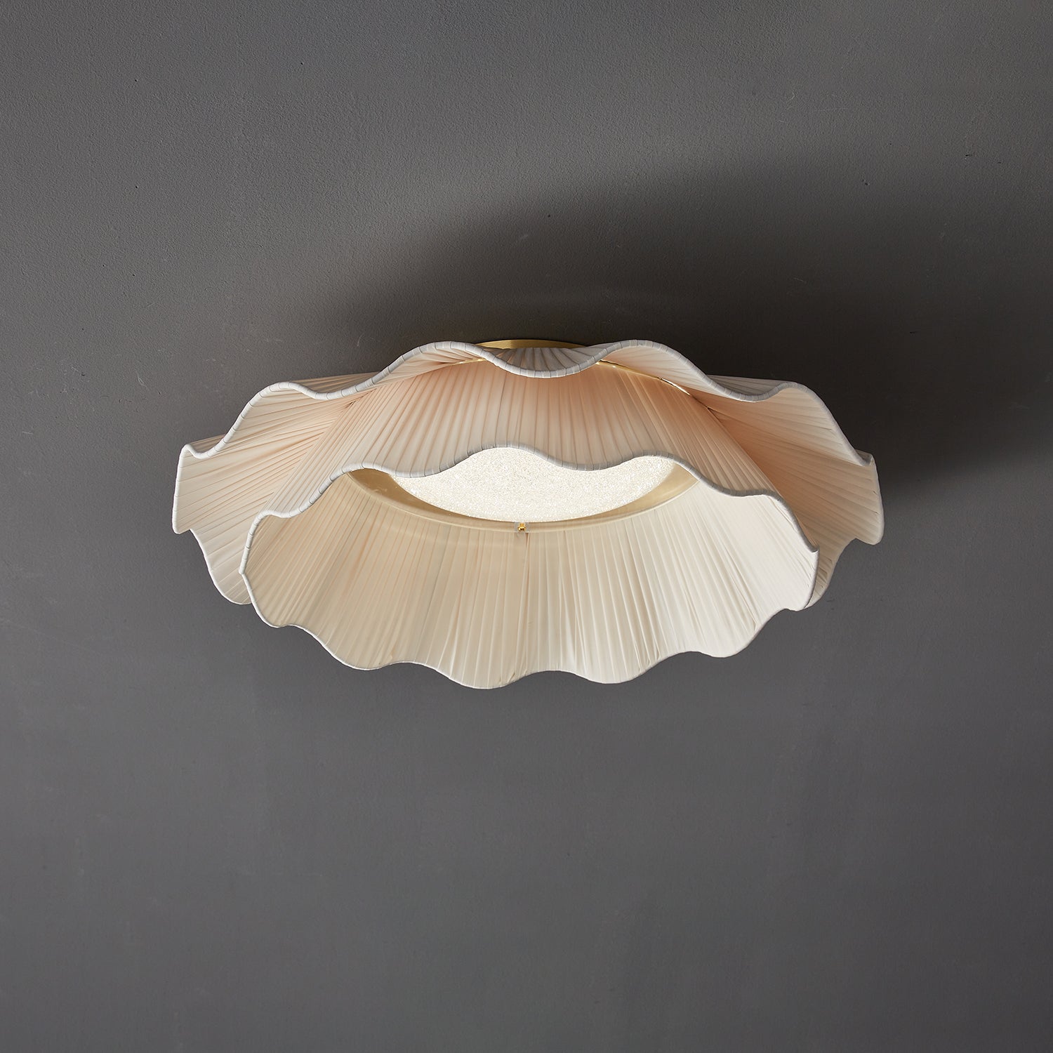 Arwen Fabric Wave Ceiling Lamp - Blowlighting
