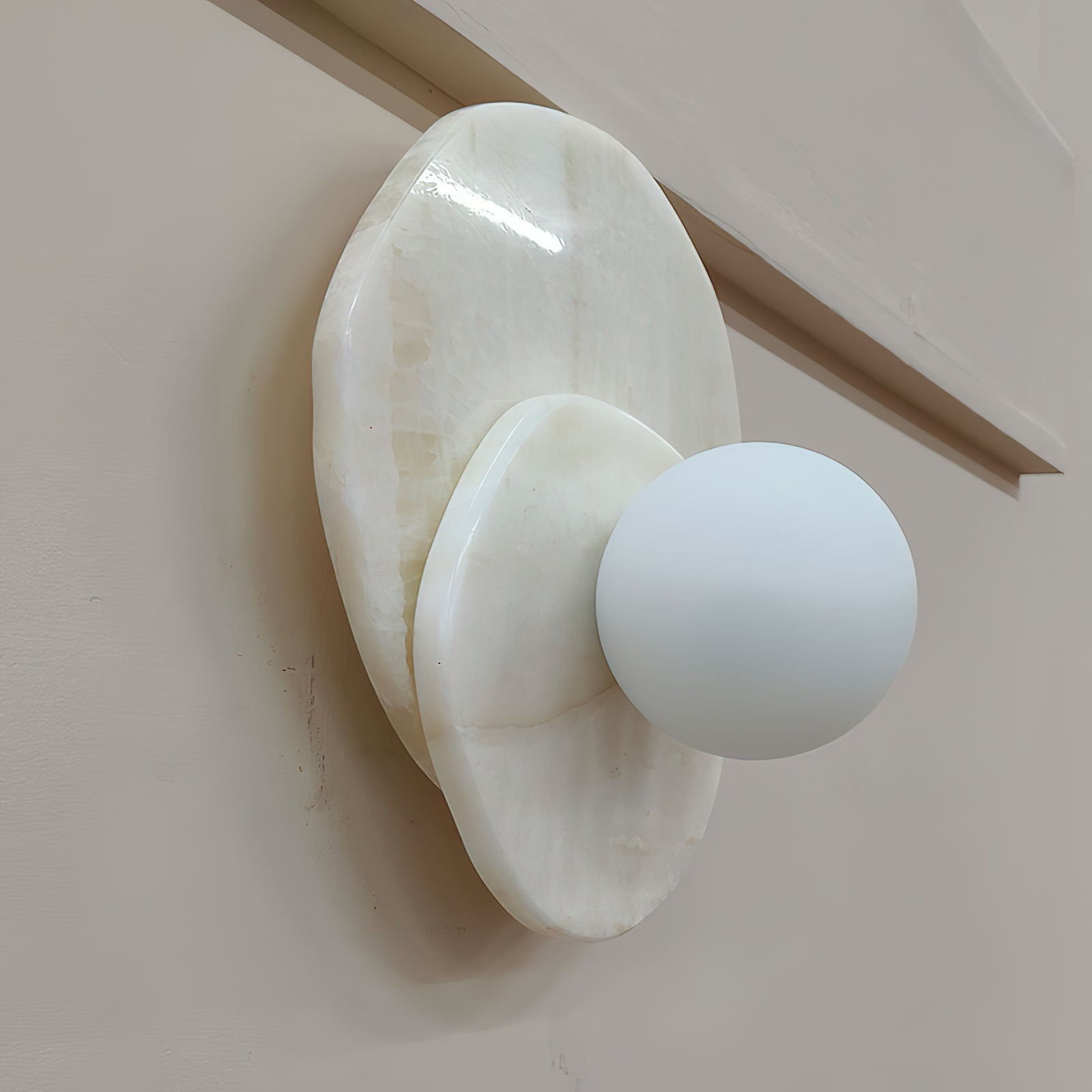 Alorarae Organic Alabaster Wall Light - Neutralighting