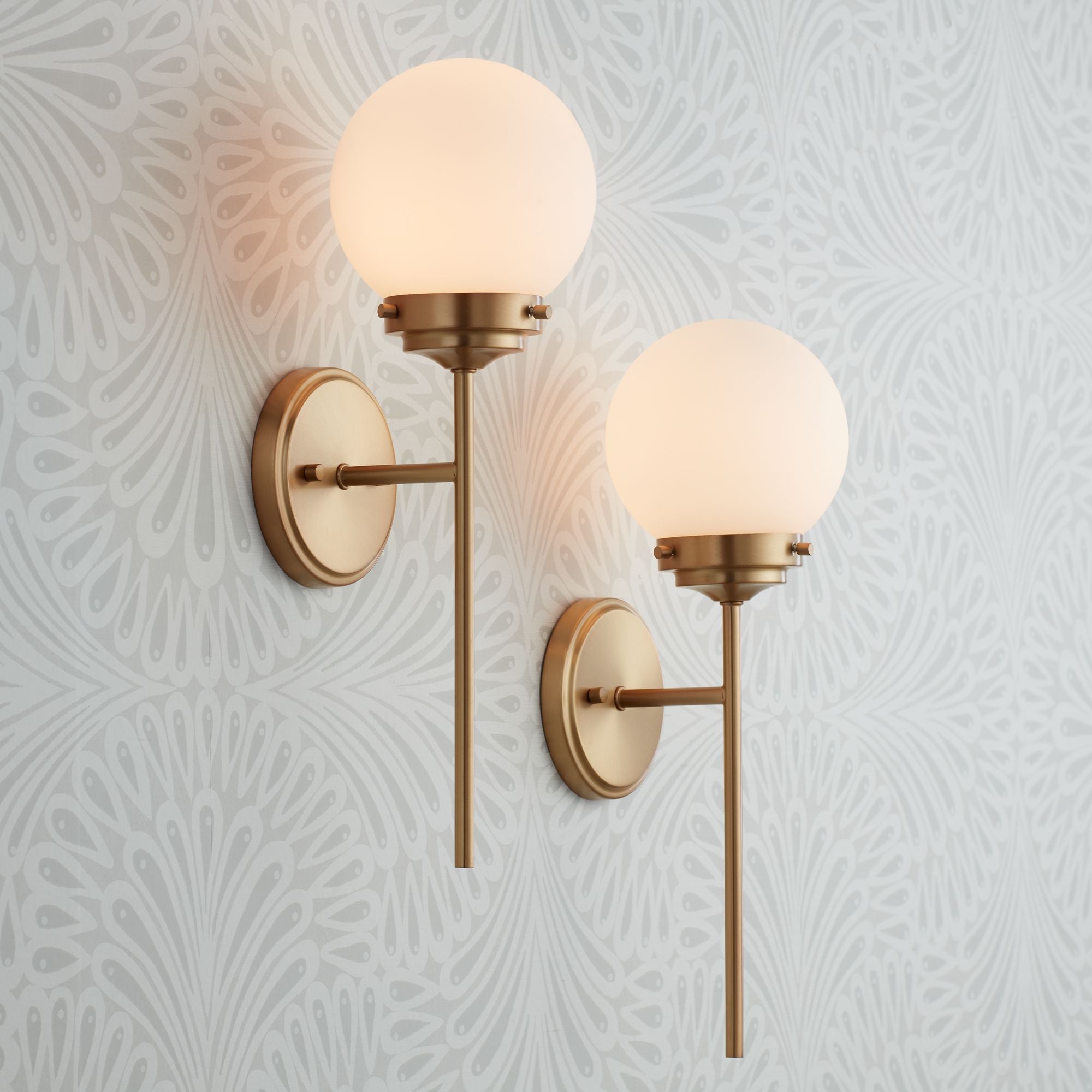 Waegnuvyh Wandleuchte aus Messing und Glas-Letslighting