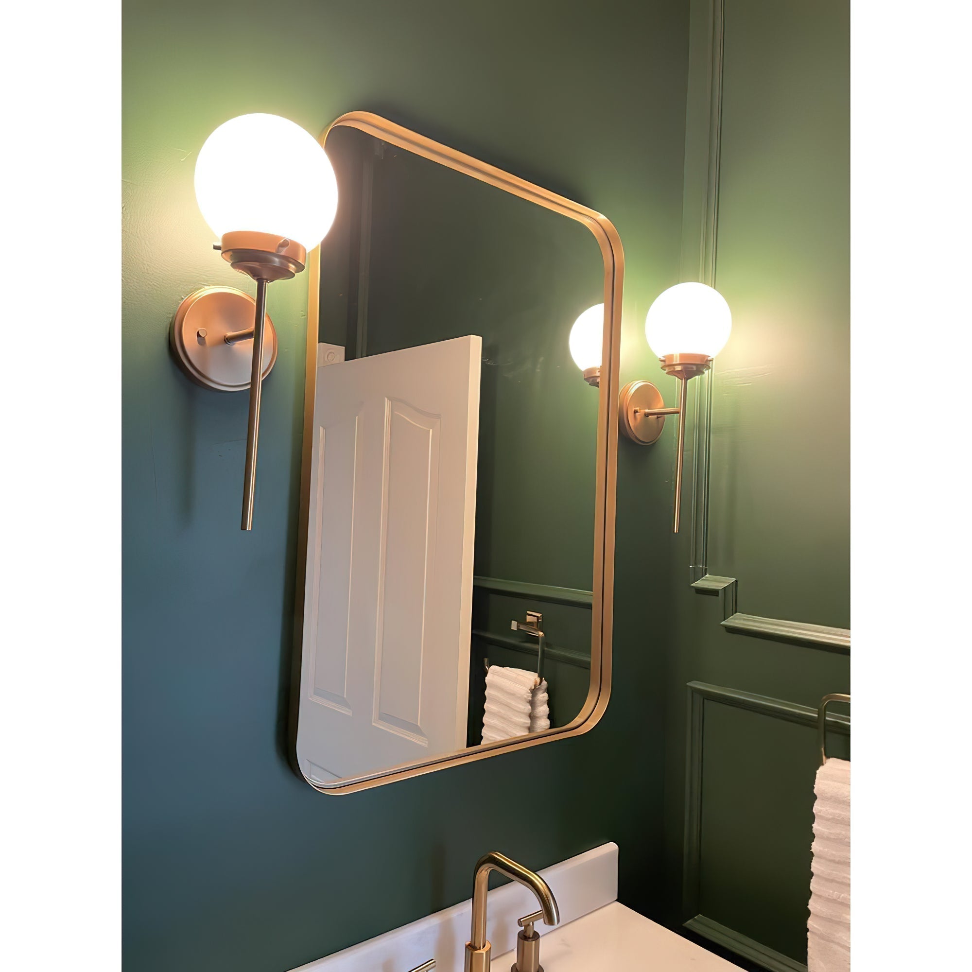Waegnuvyh Wandleuchte aus Messing und Glas-Letslighting