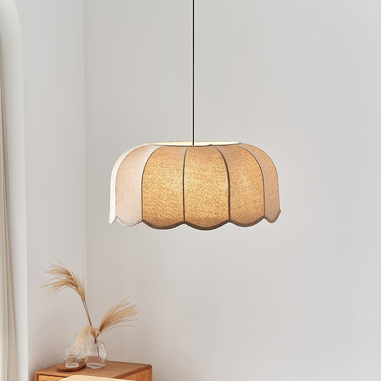 Sora Pendelleuchte mit Bananenblatt-Design