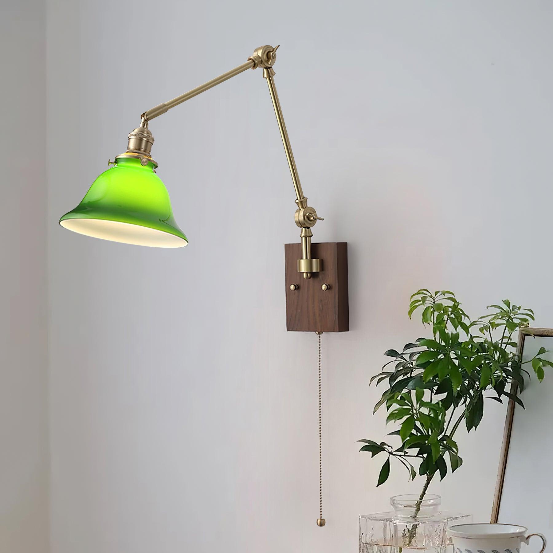 Tatum Minimalistische Moderne Wandleuchte aus Messing und Glas-Letslighting