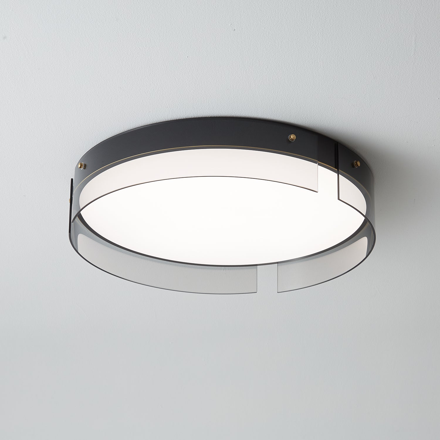 Ovenaris Minimalistische Deckenleuchte aus Messing-Letslighting