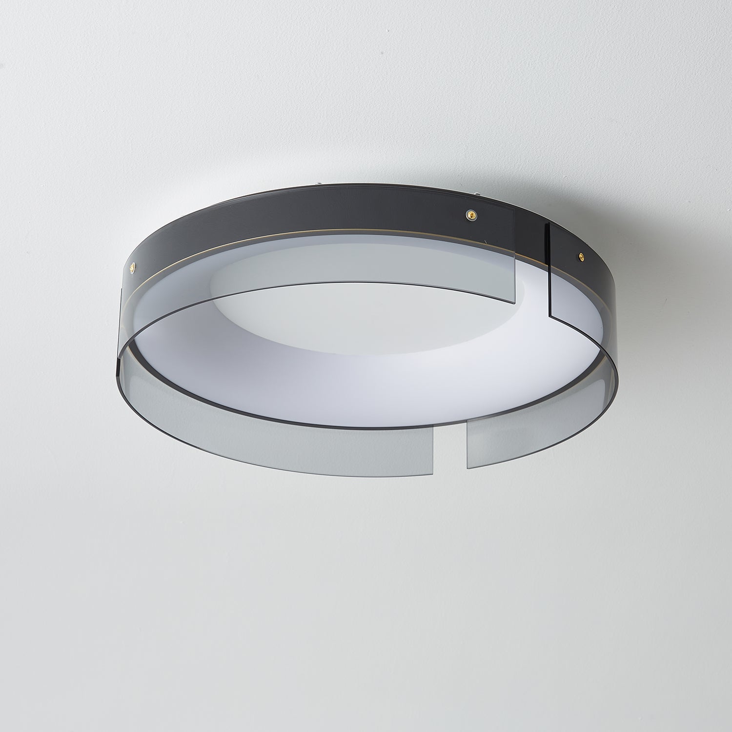 Ovenaris Minimalistische Deckenleuchte aus Messing-Letslighting