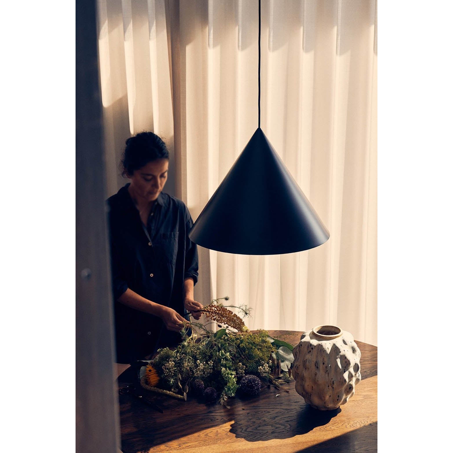 Caeluvyu Dunkel Modern Minimalistisch Pendelleuchte-Letslighting