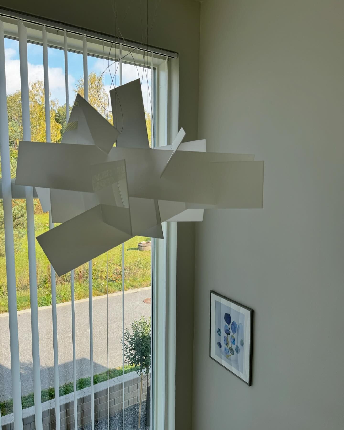 Jarnbruvyu Individual Creativity Acrylic Chandelier - Letslighting