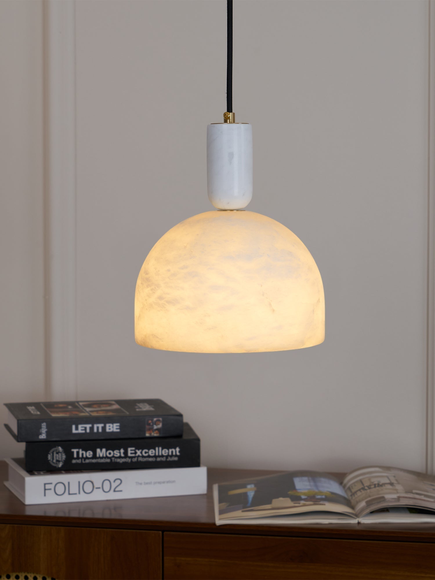 Culiror Minimalist Alabaster Pendant Light - Neutralighting