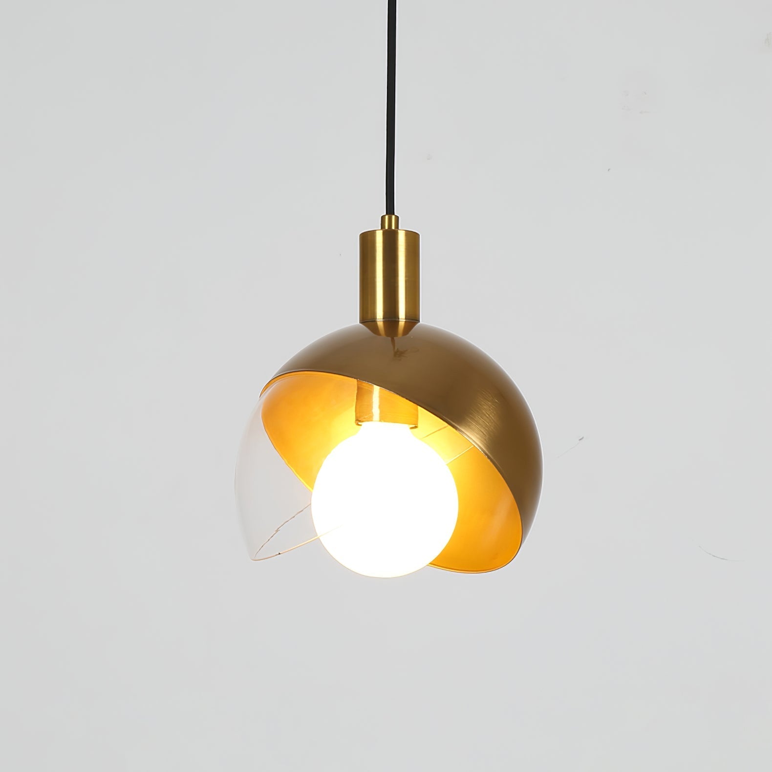 Solara Pendelleuchte Messing Glas Halbkugel Mid-Century-Letslighting