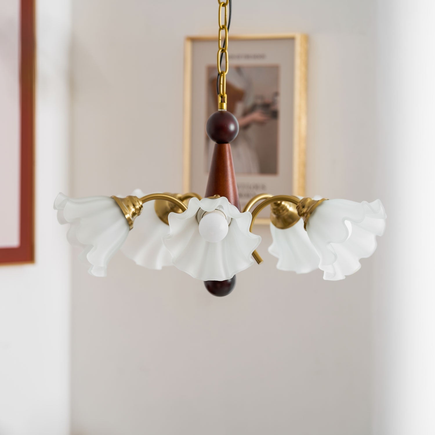 Ilvinan Traditionelle Eleganz Holz Glas Kronleuchter-Letslighting